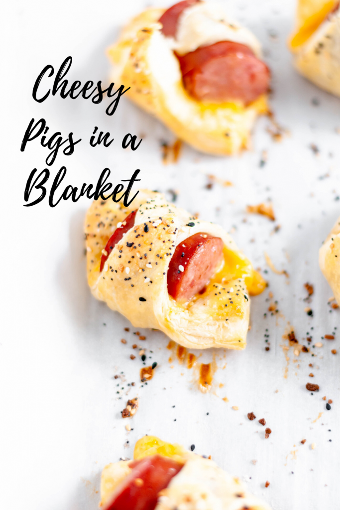 It’s almost football season and that means it’s time for all the football food and appetizer. Start the game day with these Cheesy Pigs in a Blanket.