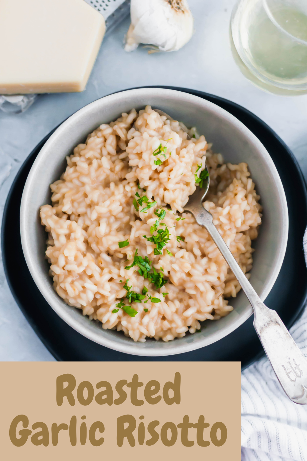 http://www.megseverydayindulgence.com/wp-content/uploads/2020/11/Roasted-Garlic-Risotto-4.png