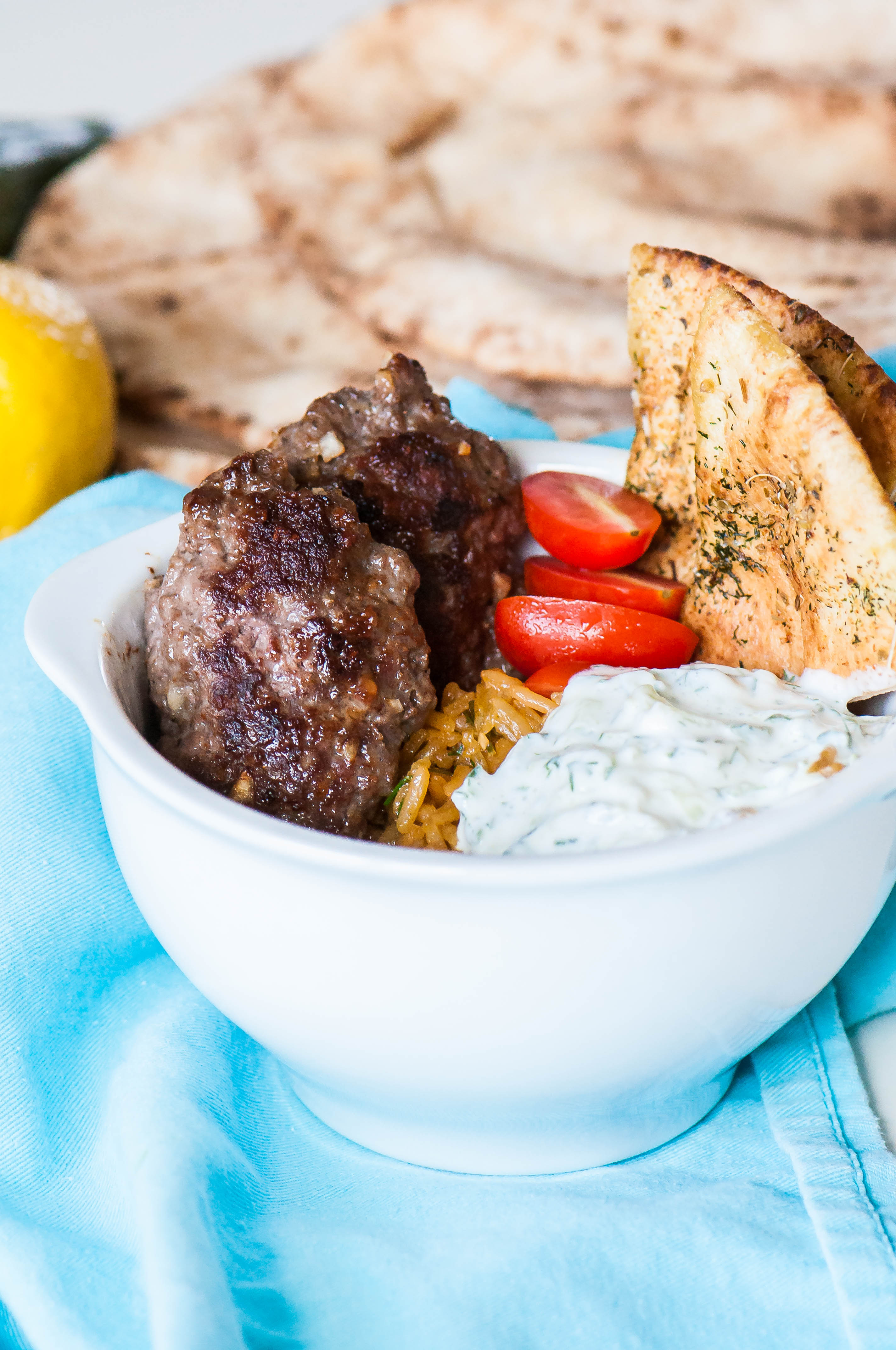 How to Make Easy Gyro Bowls with Homemade Yellow Rice - FeedMi Recipes