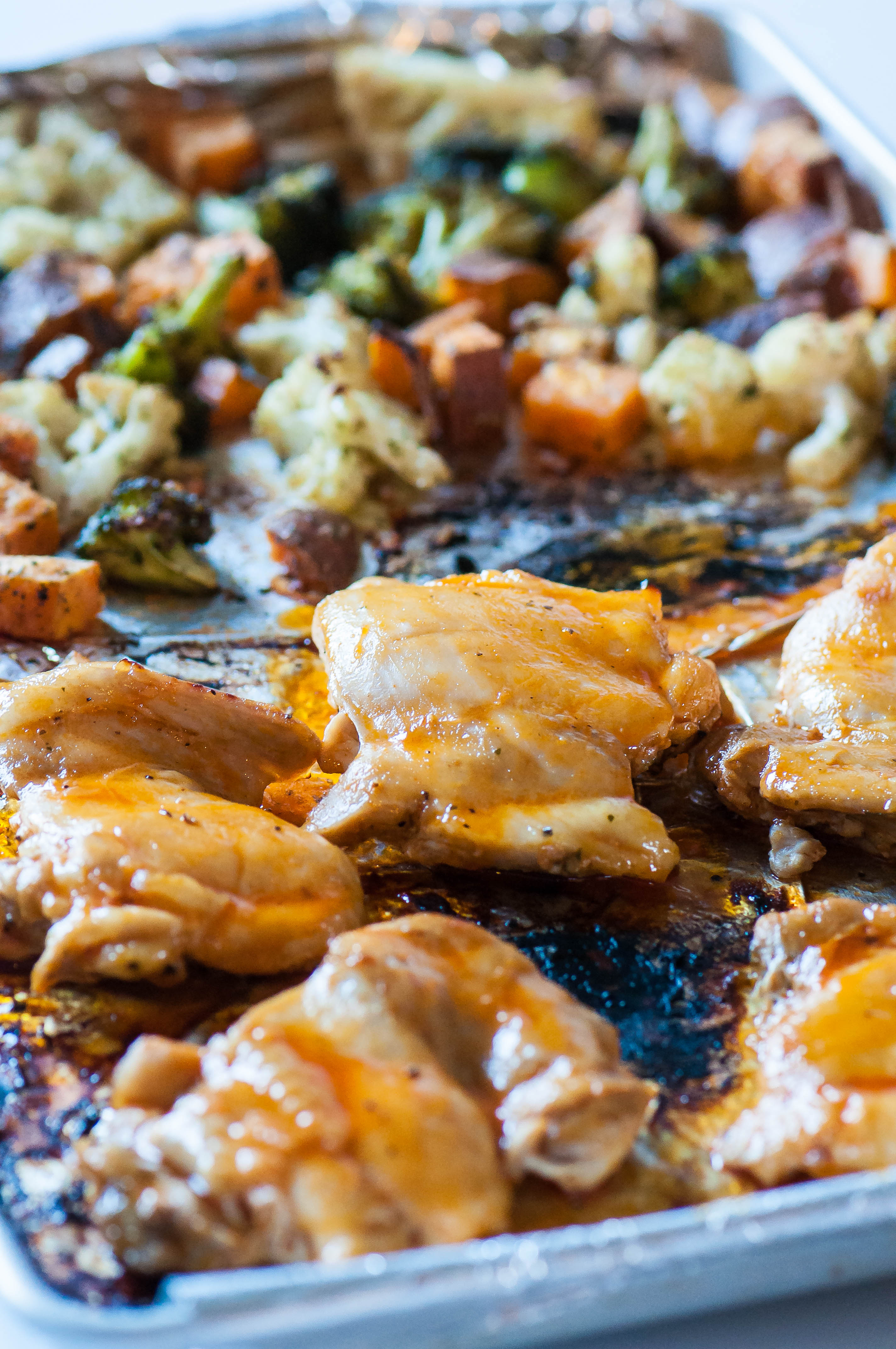 Sheet Pan Buffalo Chicken and Ranch Veggies