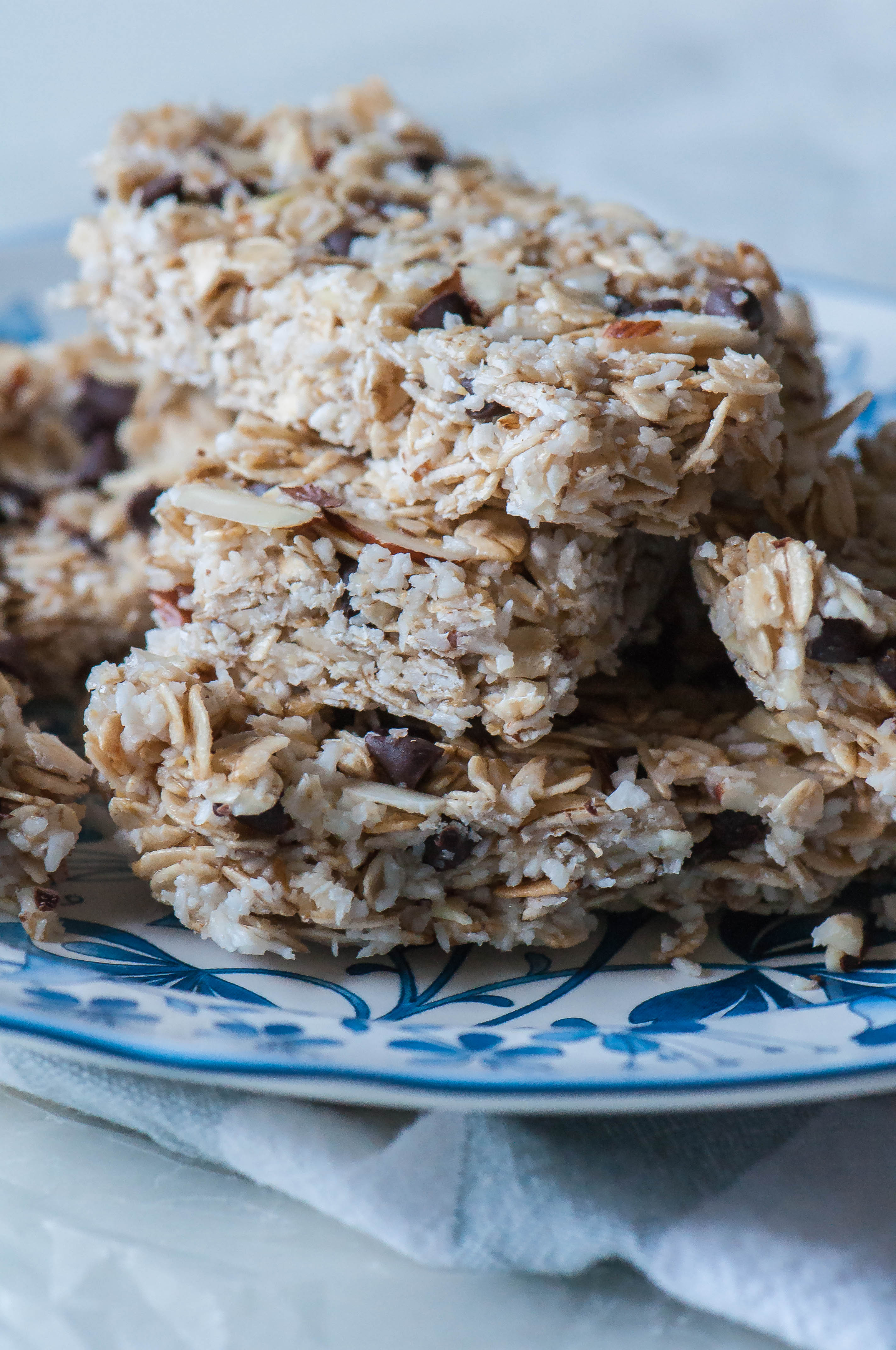 No Bake Coconut Chocolate Chip Granola Bars