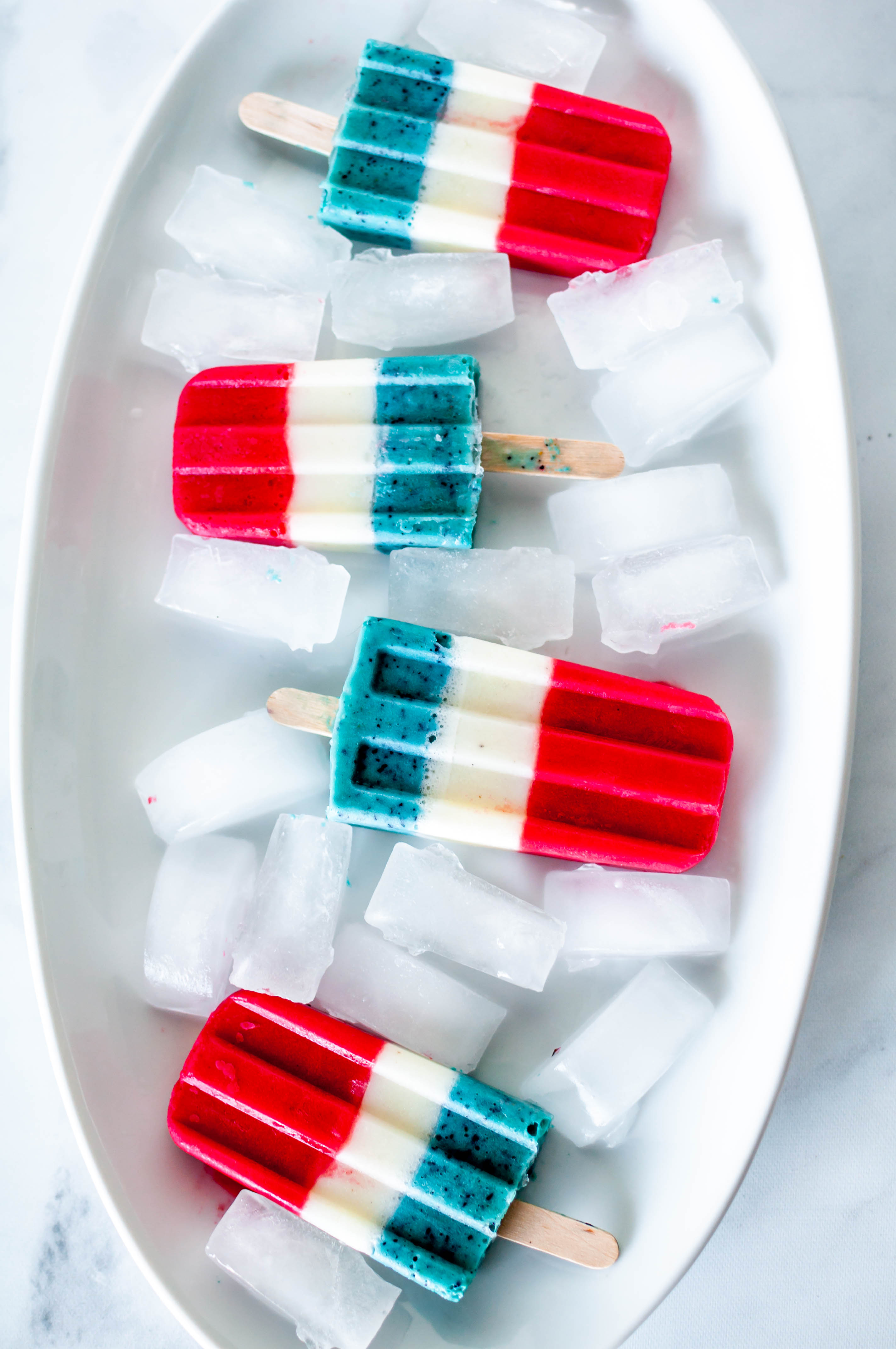 Creamy Lemonade Bomb Pops