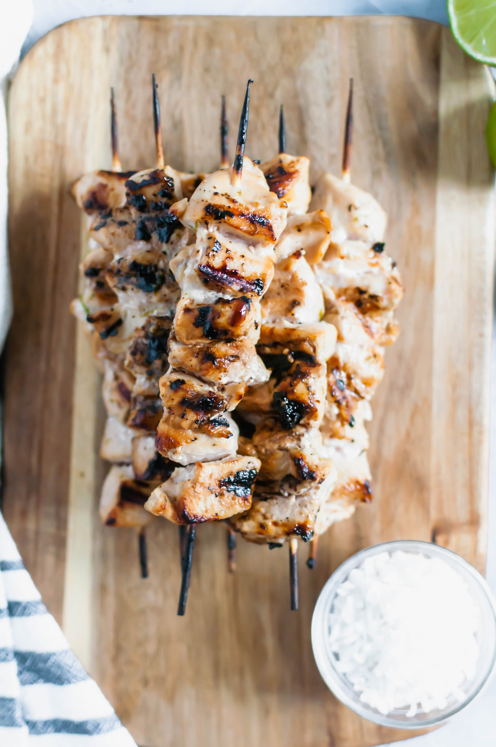 Need some tropical vibes in your life?! This Grilled Coconut Chicken will transport your mind to the beach. Simple, healthy and packed with coconut flavor.