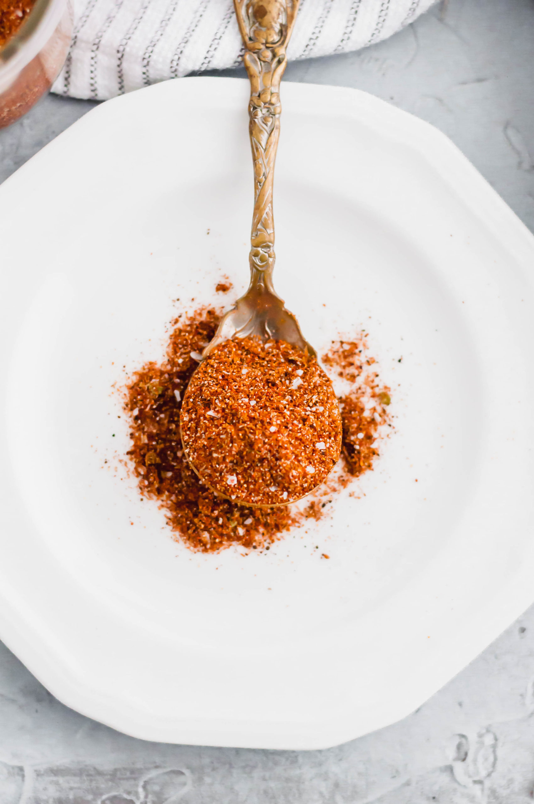 This Fajita Seasoning Recipe will make you forget the store-bought stuff. Using pantry staples, make your own spicy, smoky fajita seasoning just how you like it. No natural flavors or weird ingredients in this homemade spice mix.